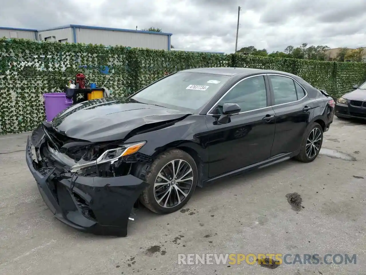 1 Photograph of a damaged car 4T1B11HK0KU245308 TOYOTA CAMRY 2019
