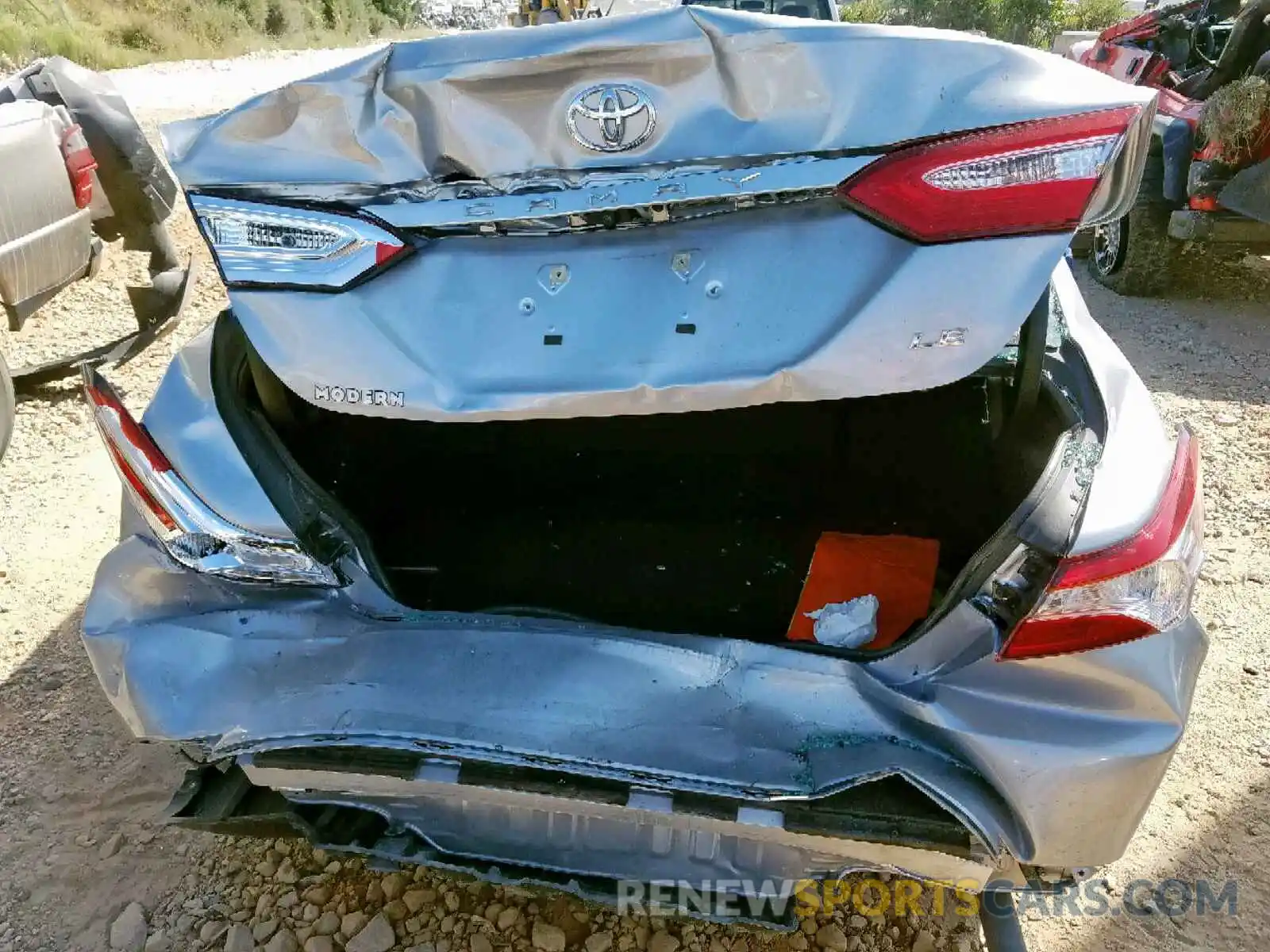9 Photograph of a damaged car 4T1B11HK2KU173771 TOYOTA CAMRY 2019