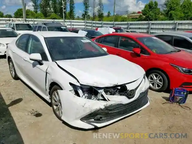 1 Photograph of a damaged car 4T1B11HK2KU181577 TOYOTA CAMRY 2019