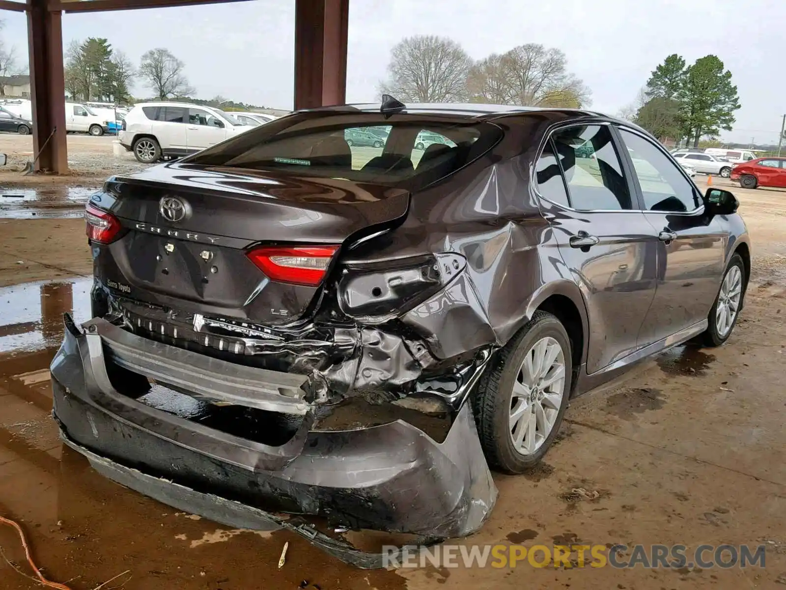 4 Photograph of a damaged car 4T1B11HK3KU178574 TOYOTA CAMRY 2019