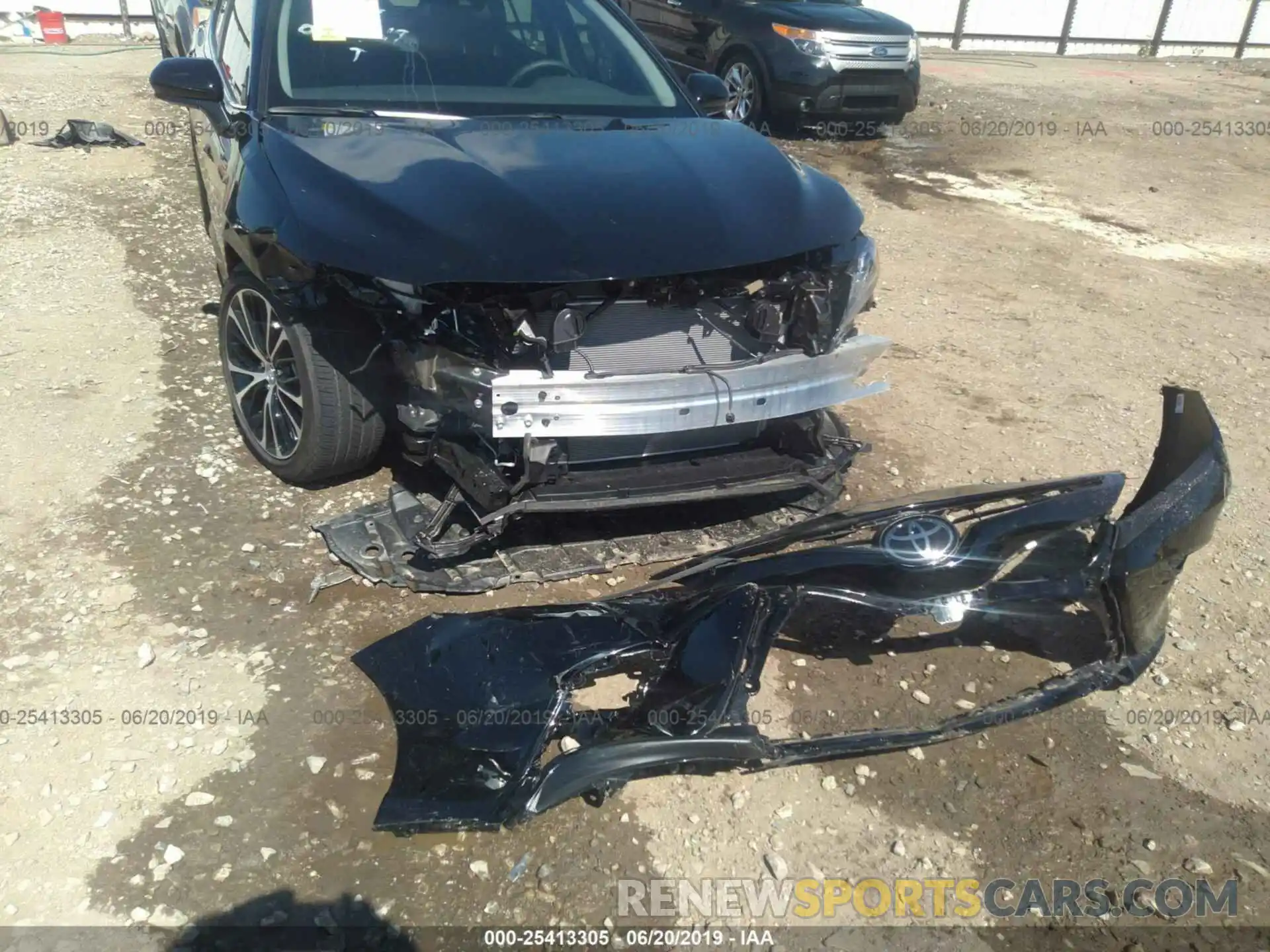 6 Photograph of a damaged car 4T1B11HK4KU199031 TOYOTA CAMRY 2019