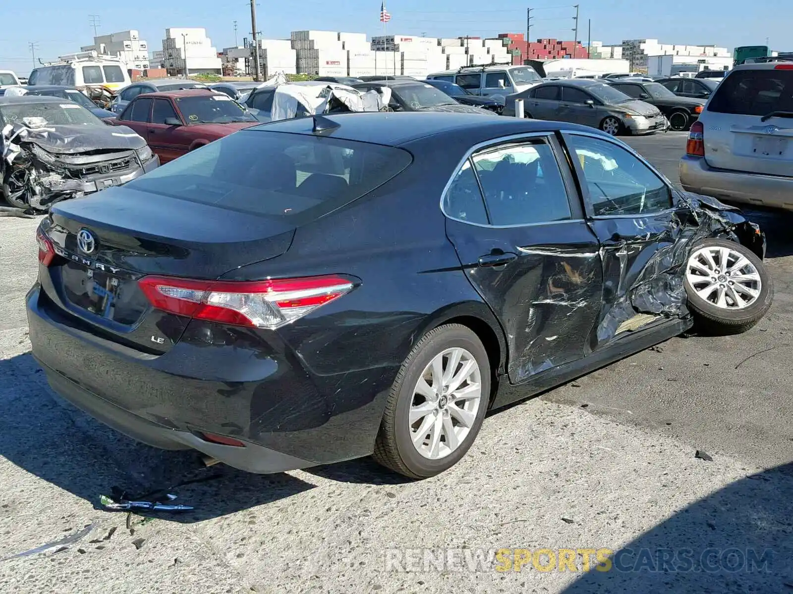 4 Photograph of a damaged car 4T1B11HK4KU241066 TOYOTA CAMRY 2019