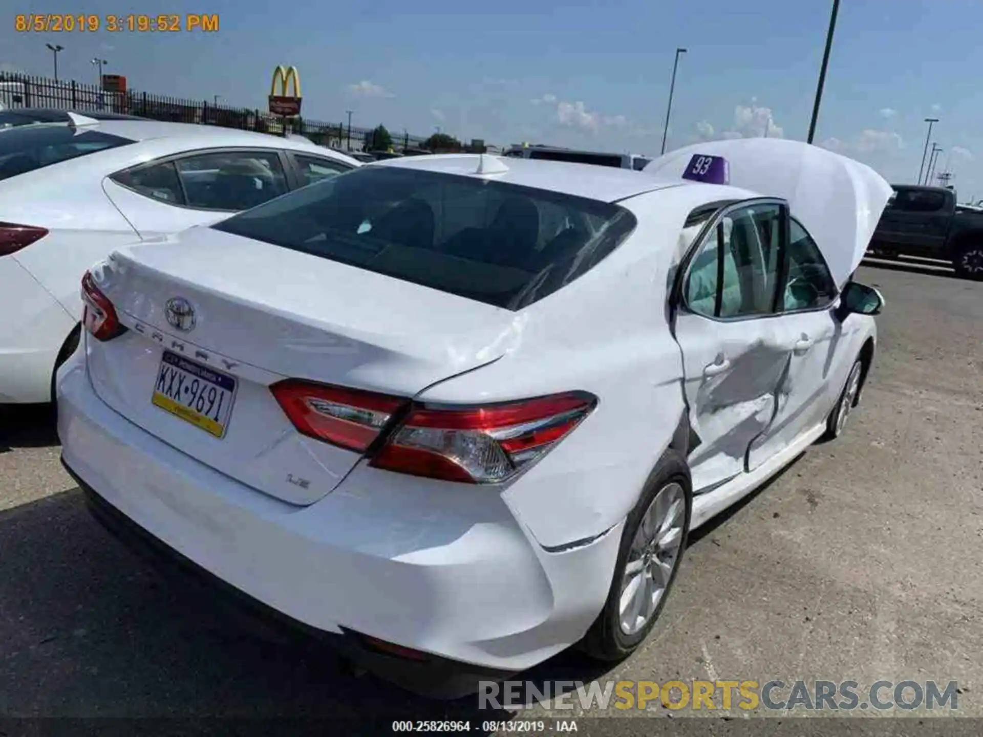 12 Photograph of a damaged car 4T1B11HK4KU741230 TOYOTA CAMRY 2019