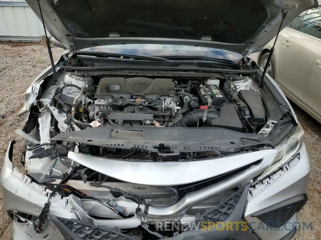 11 Photograph of a damaged car 4T1B11HK4KU831946 TOYOTA CAMRY 2019