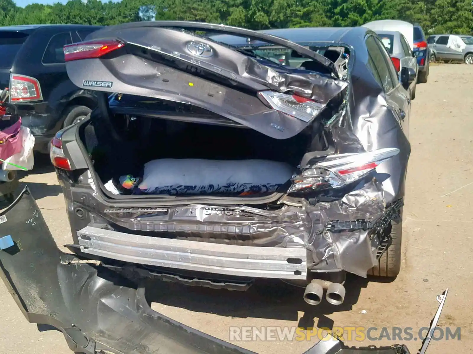 9 Photograph of a damaged car 4T1B11HK7KU731520 TOYOTA CAMRY 2019
