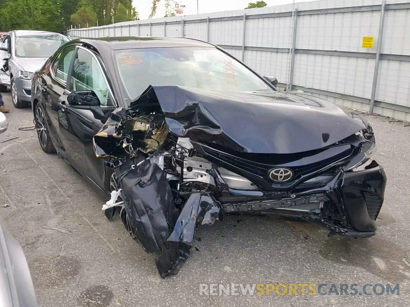 1 Photograph of a damaged car 4T1B11HK8KU195242 TOYOTA CAMRY 2019
