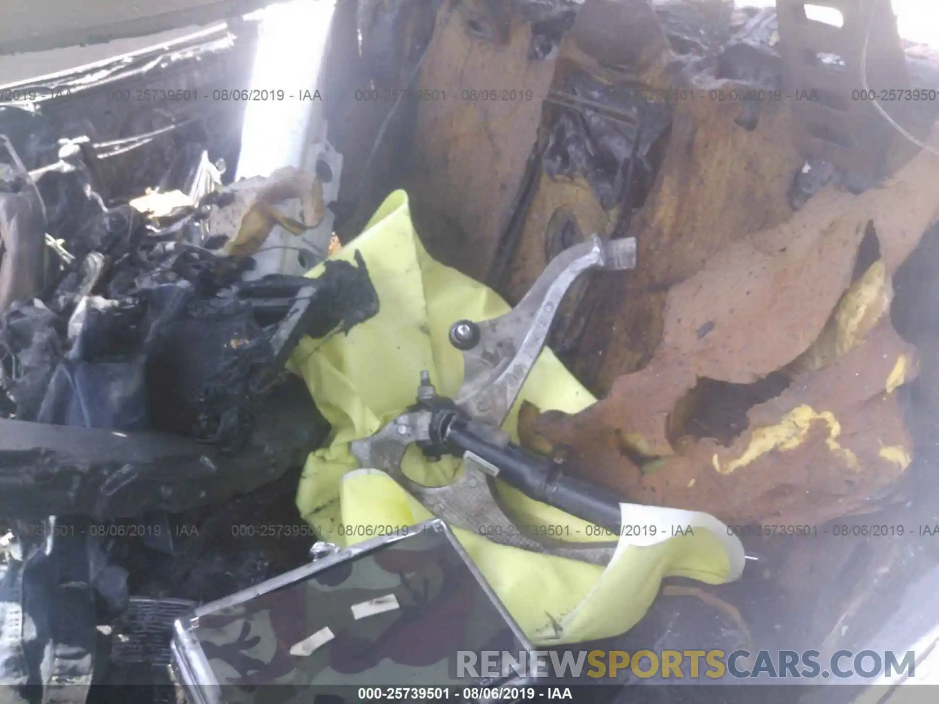 8 Photograph of a damaged car 4T1B11HK8KU228384 TOYOTA CAMRY 2019