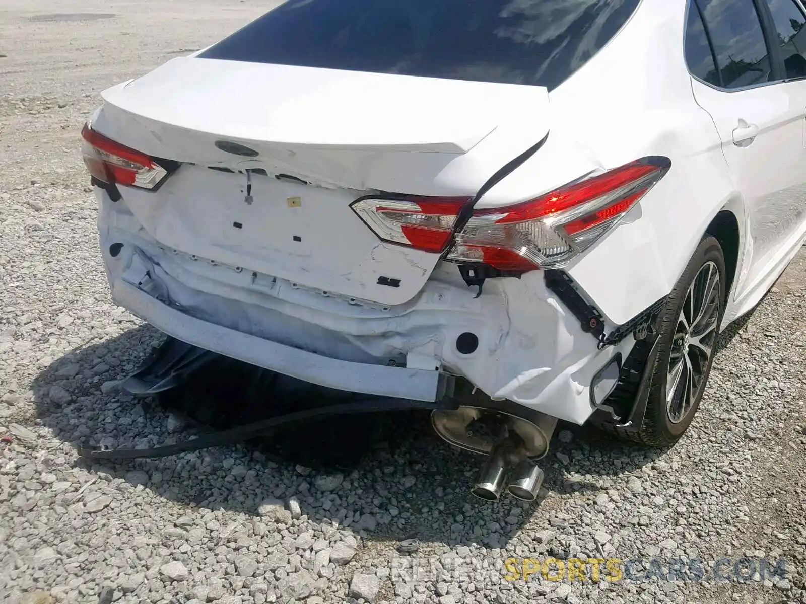 9 Photograph of a damaged car 4T1B11HK8KU744891 TOYOTA CAMRY 2019