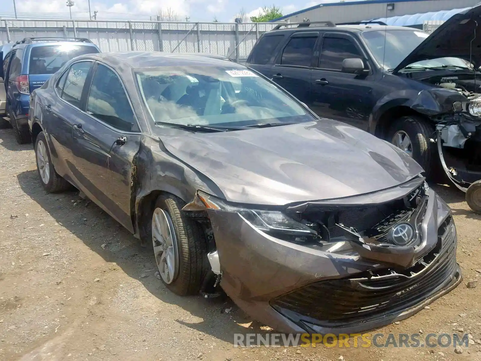 1 Photograph of a damaged car 4T1B11HK8KU745748 TOYOTA CAMRY 2019