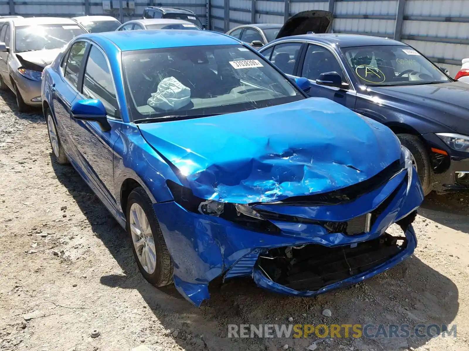 1 Photograph of a damaged car 4T1B11HK9KU196769 TOYOTA CAMRY 2019