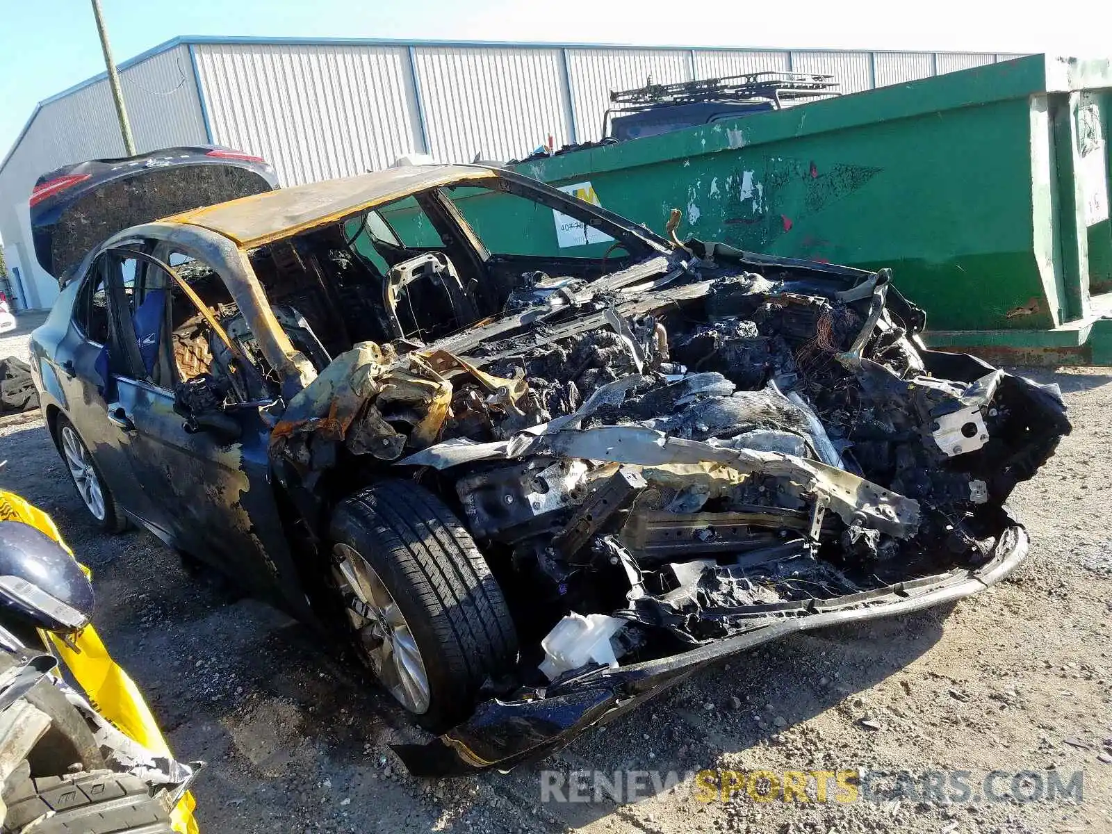 1 Photograph of a damaged car 4T1B11HK9KU199185 TOYOTA CAMRY 2019