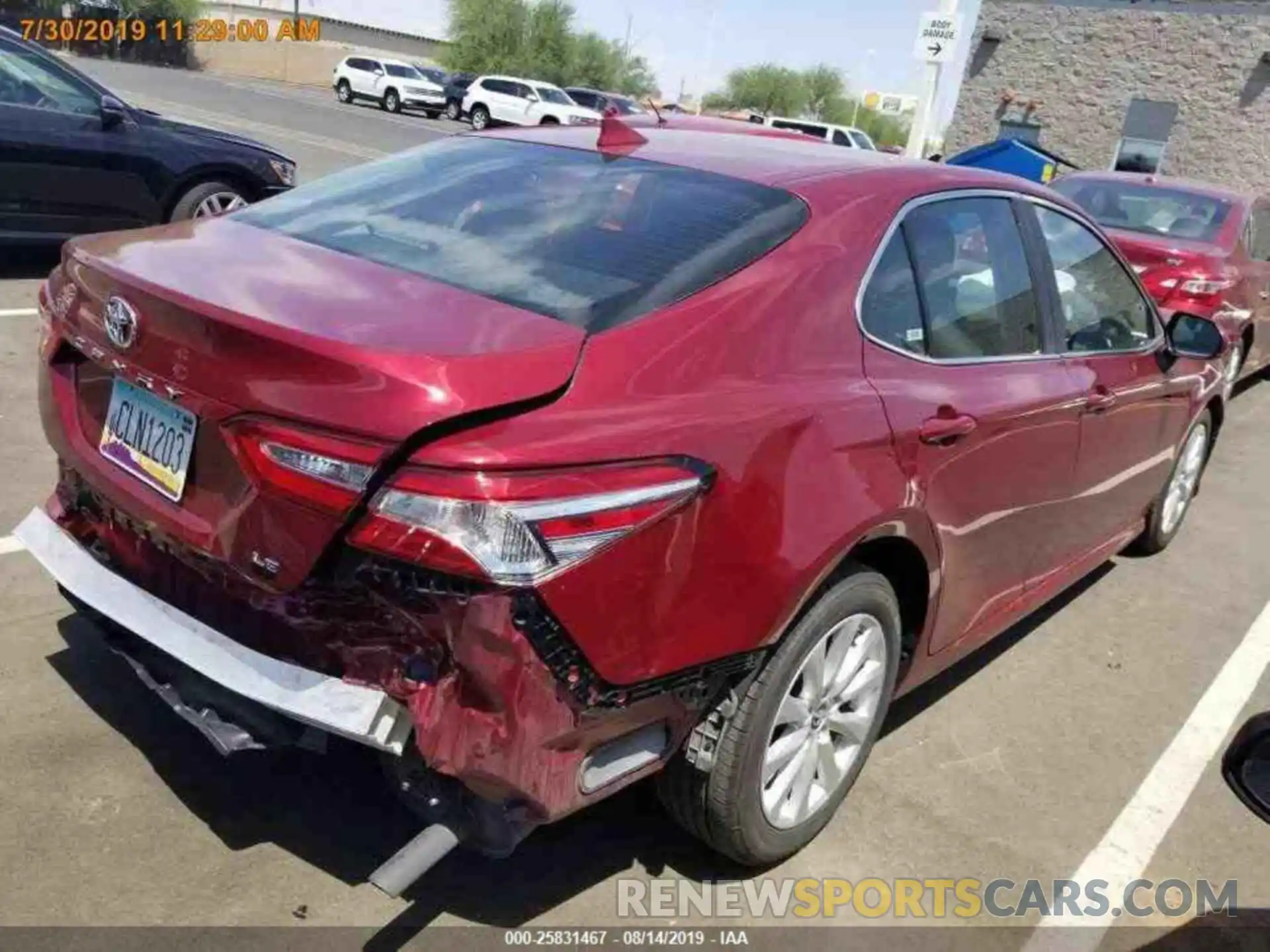13 Photograph of a damaged car 4T1B11HK9KU720566 TOYOTA CAMRY 2019