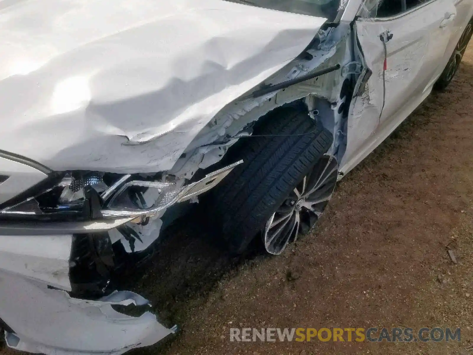 9 Photograph of a damaged car 4T1B11HK9KU763787 TOYOTA CAMRY 2019