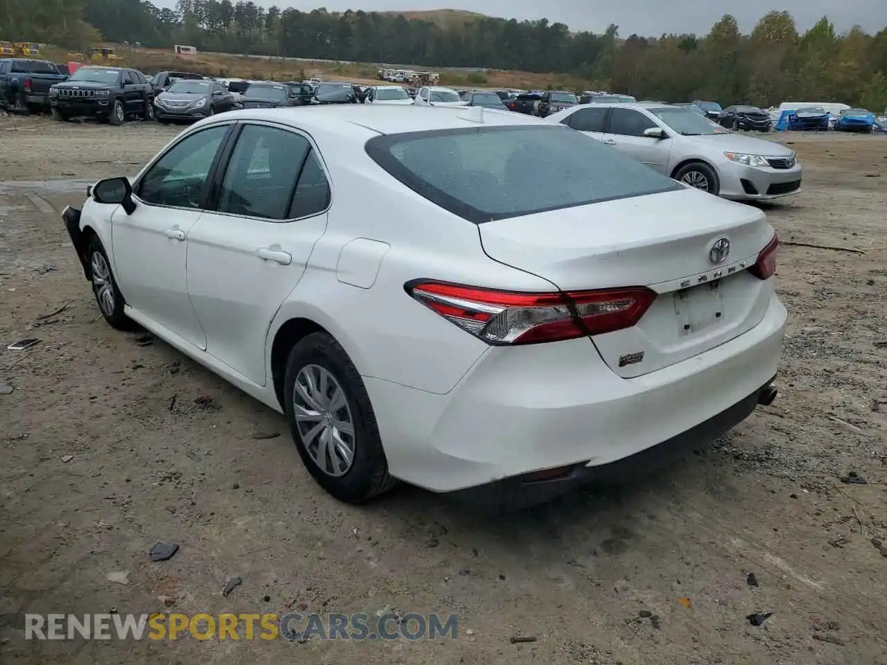 3 Photograph of a damaged car 4T1B11HK9KU768262 TOYOTA CAMRY 2019
