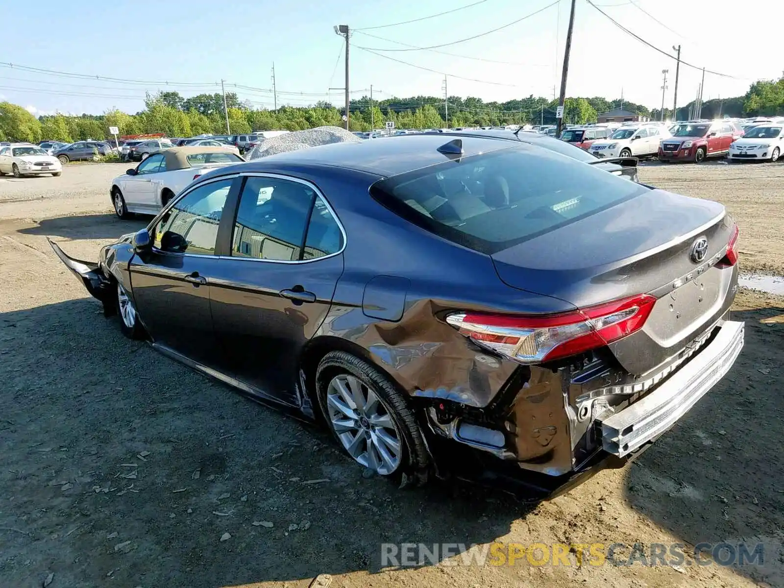3 Photograph of a damaged car 4T1B11HKXKU253383 TOYOTA CAMRY 2019