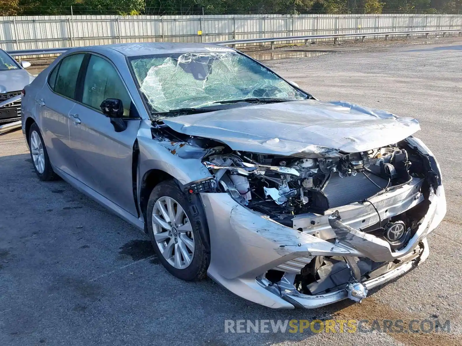 1 Photograph of a damaged car 4T1B11HKXKU787693 TOYOTA CAMRY 2019
