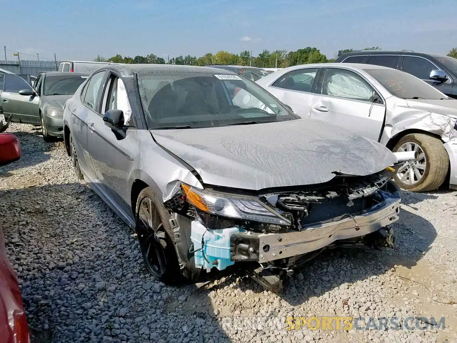 1 Photograph of a damaged car 4T1B61HK5KU250828 TOYOTA CAMRY 2019