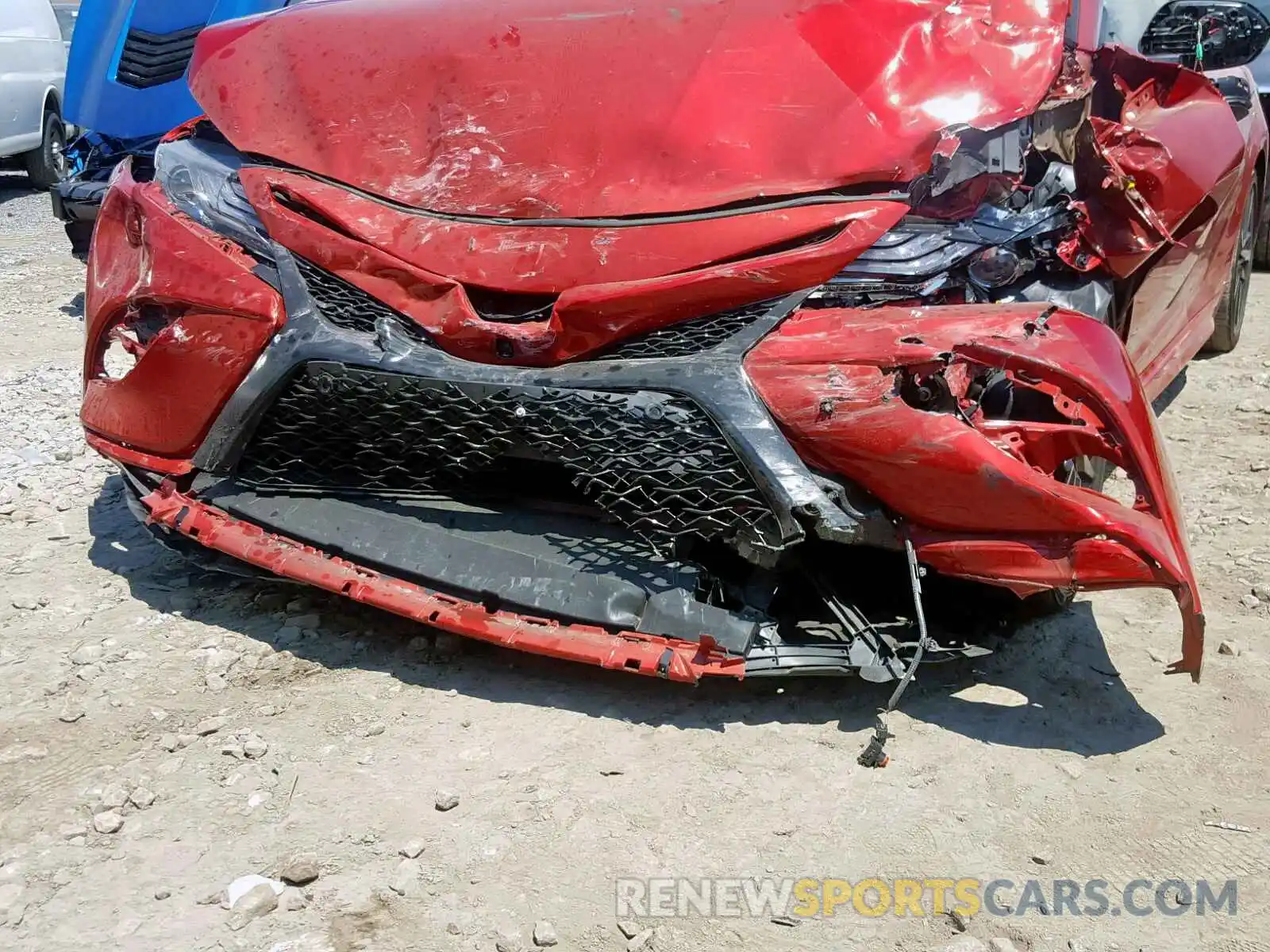 9 Photograph of a damaged car 4T1B61HK6KU159969 TOYOTA CAMRY 2019
