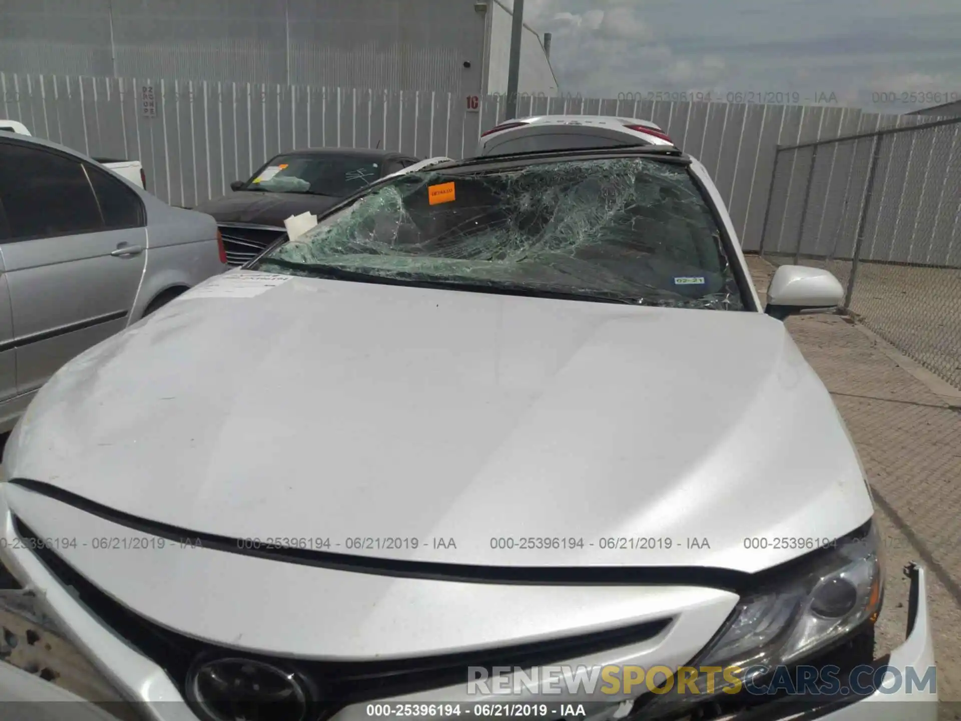 6 Photograph of a damaged car 4T1B61HK7KU748660 TOYOTA CAMRY 2019