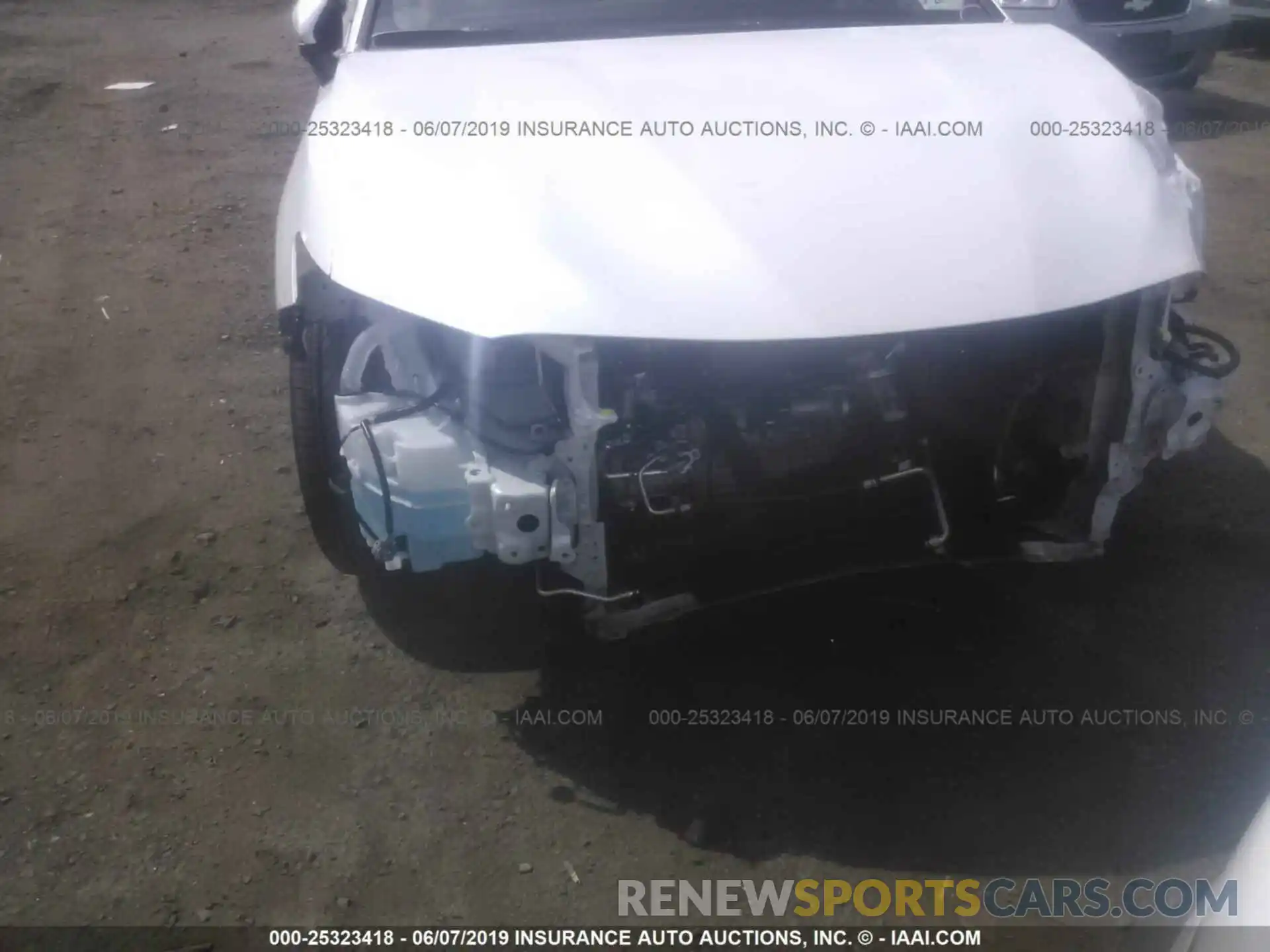 6 Photograph of a damaged car 4T1B61HK7KU756810 TOYOTA CAMRY 2019
