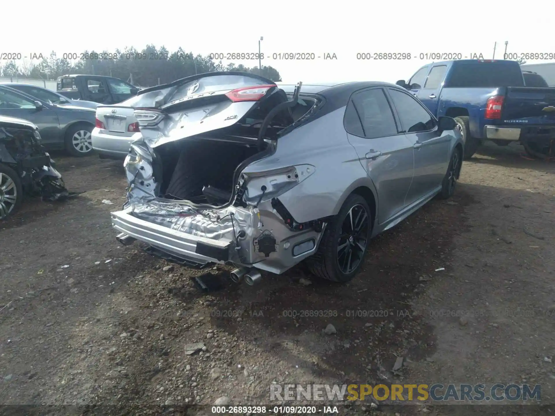 4 Photograph of a damaged car 4T1B61HK8KU222022 TOYOTA CAMRY 2019