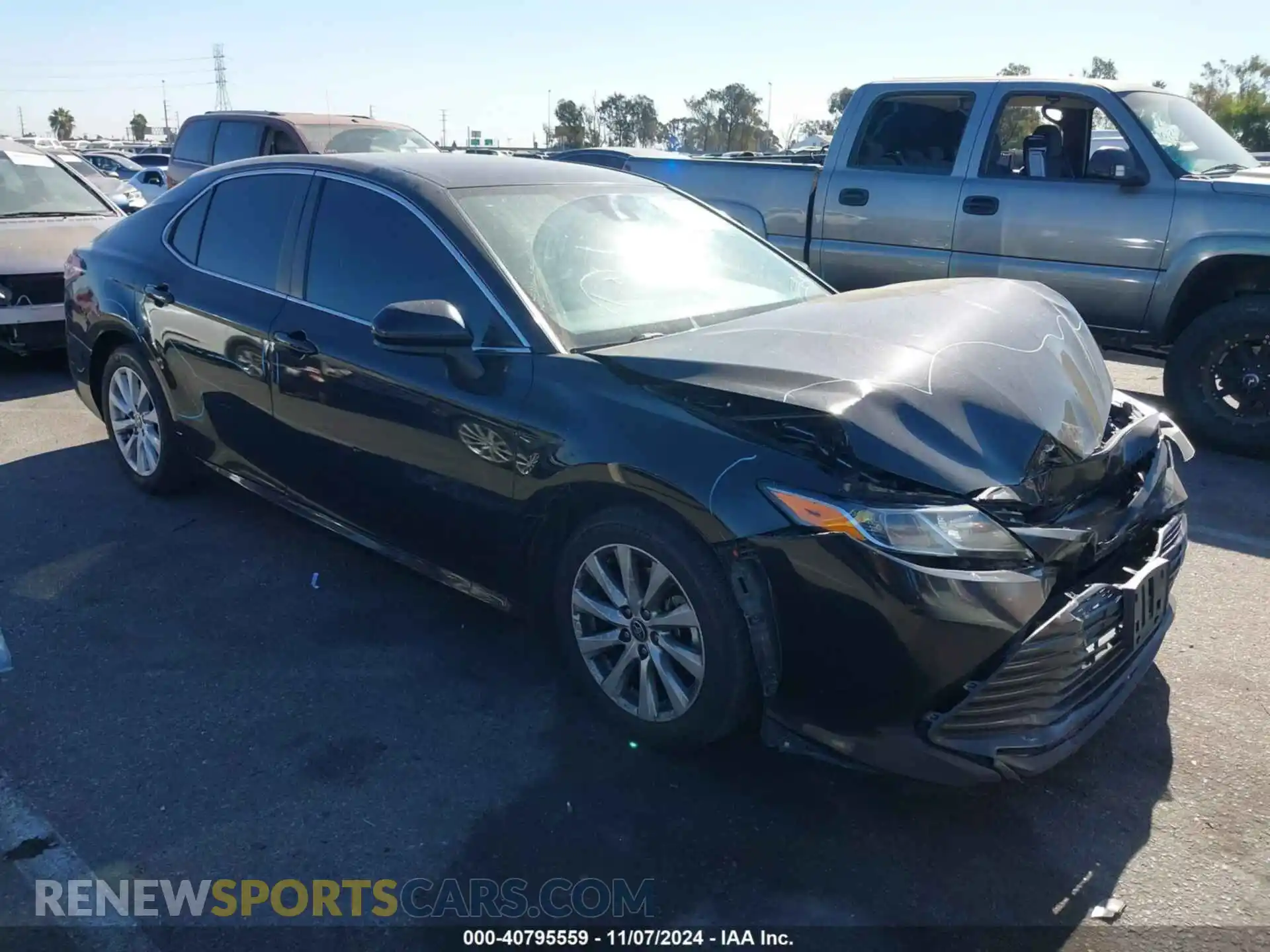 1 Photograph of a damaged car 4T1C11AK6LU400699 TOYOTA CAMRY 2020