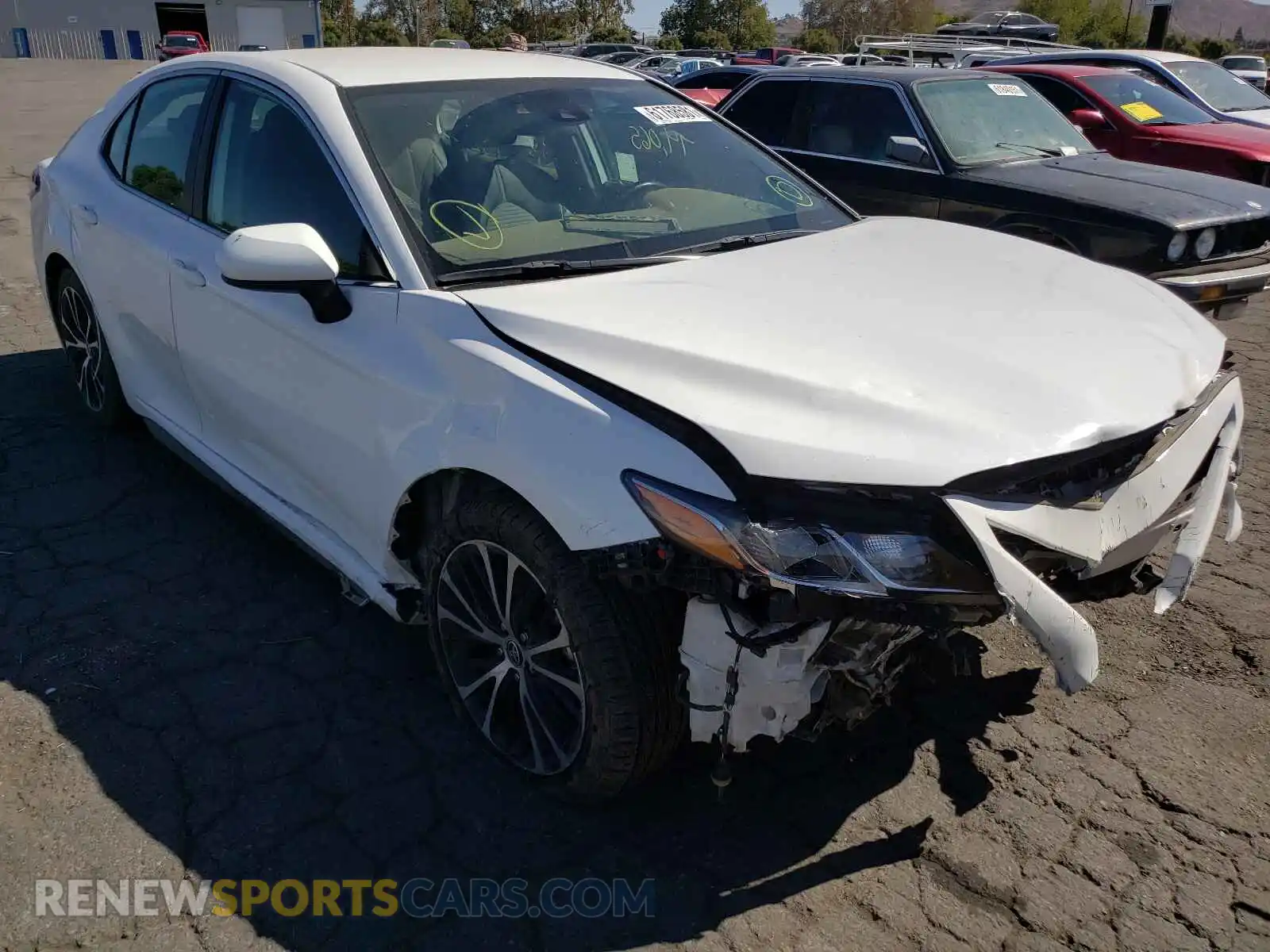 1 Photograph of a damaged car 4T1G11AK0LU972708 TOYOTA CAMRY 2020