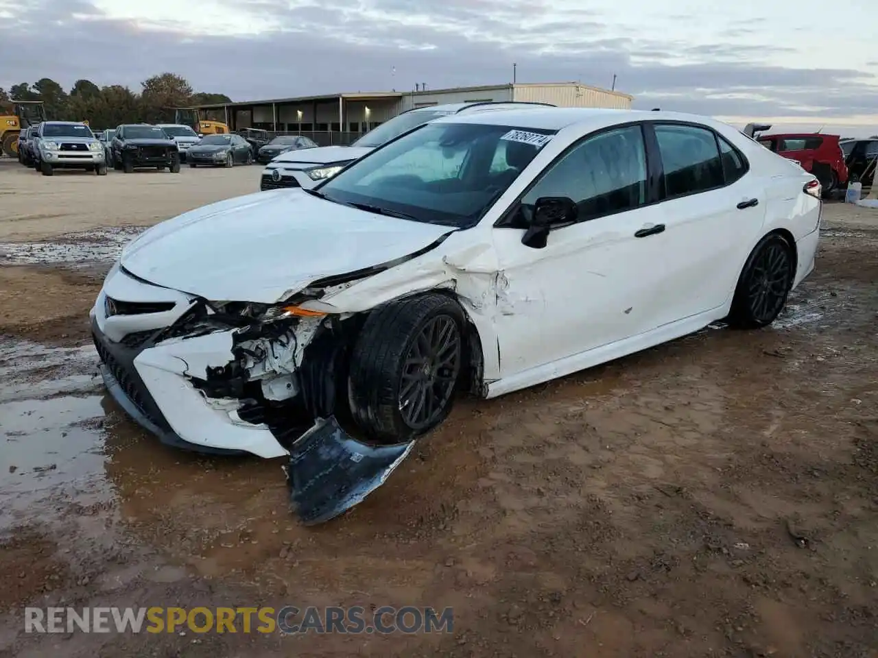 1 Photograph of a damaged car 4T1G11AK5LU365008 TOYOTA CAMRY 2020