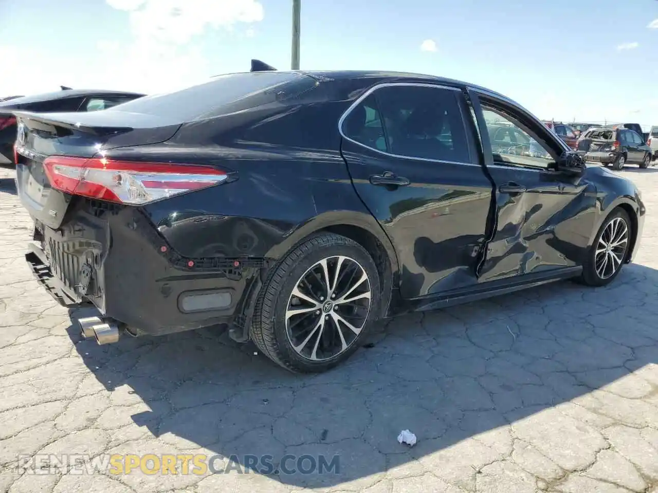 3 Фотография поврежденного автомобиля 4T1G11AK9LU333095 TOYOTA CAMRY 2020