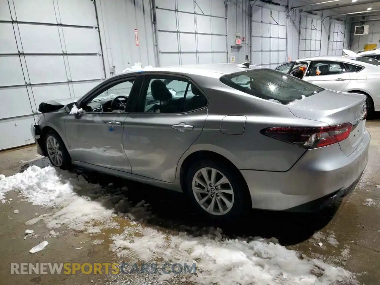 2 Photograph of a damaged car 4T1C11BKXMU041521 TOYOTA CAMRY 2021