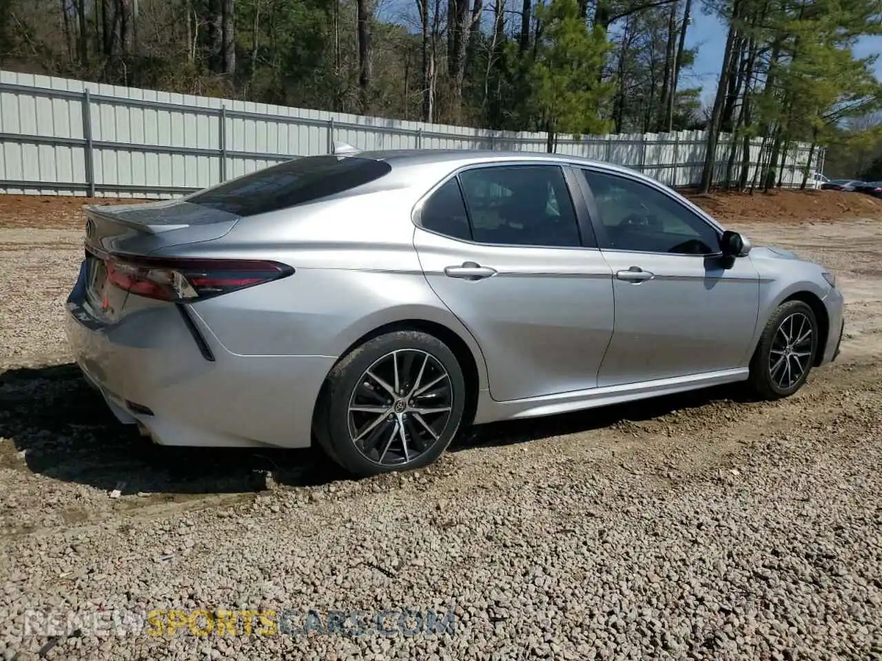 3 Фотография поврежденного автомобиля 4T1G11AK4MU528779 TOYOTA CAMRY 2021