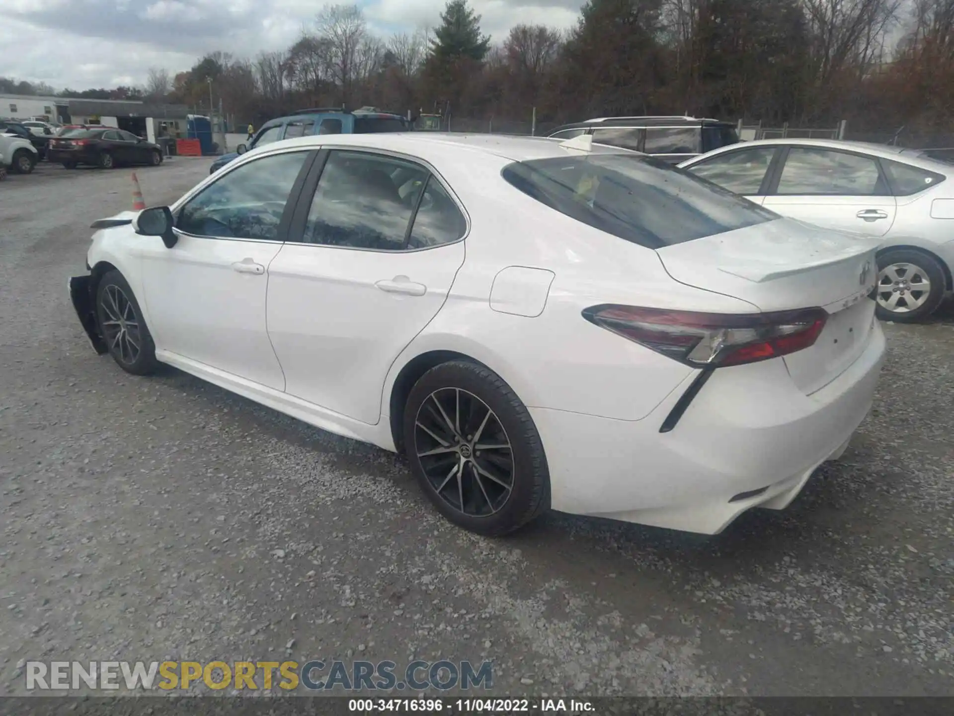 3 fotografías del automóvil dañado 4T1G11AKXMU433367 TOYOTA CAMRY 2021