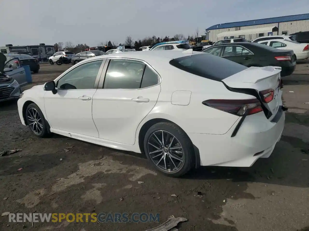 2 Фотография поврежденного автомобиля 4T1G11AKXMU572012 TOYOTA CAMRY 2021