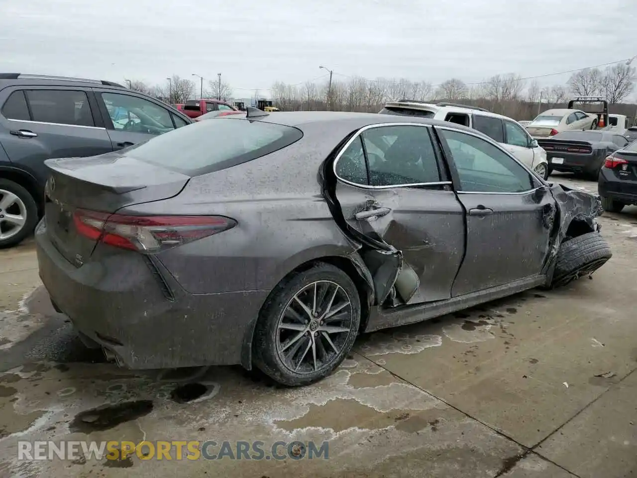 3 Photograph of a damaged car 4T1G11BK2MU045340 TOYOTA CAMRY 2021