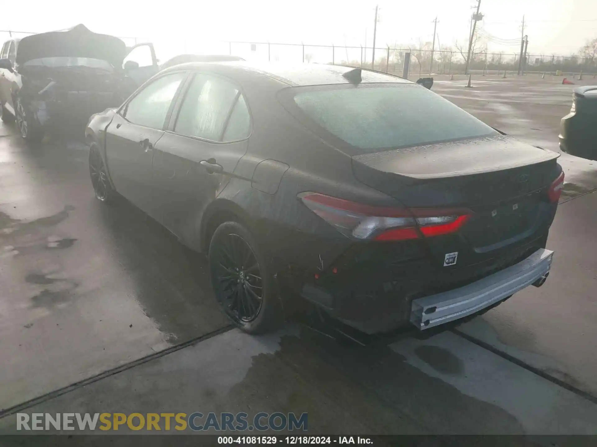3 Фотография поврежденного автомобиля 4T1G11BK7MU040618 TOYOTA CAMRY 2021
