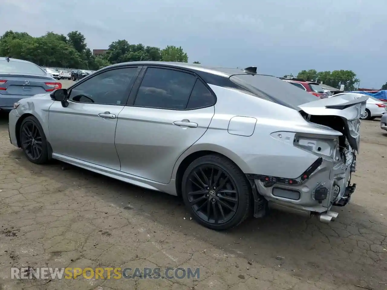 2 fotografías del automóvil dañado 4T1K61BKXMU025221 TOYOTA CAMRY 2021