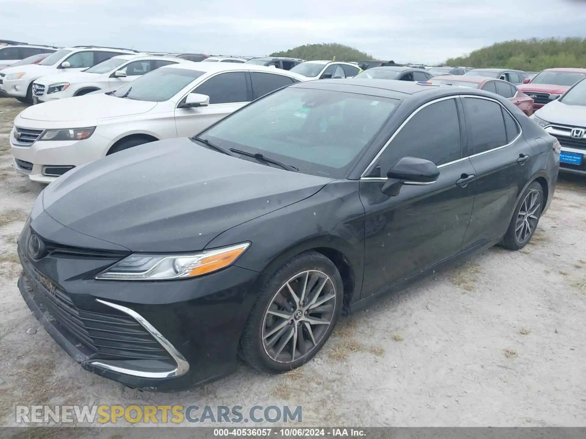 2 Photograph of a damaged car 4T1F11AK0NU003795 TOYOTA CAMRY 2022