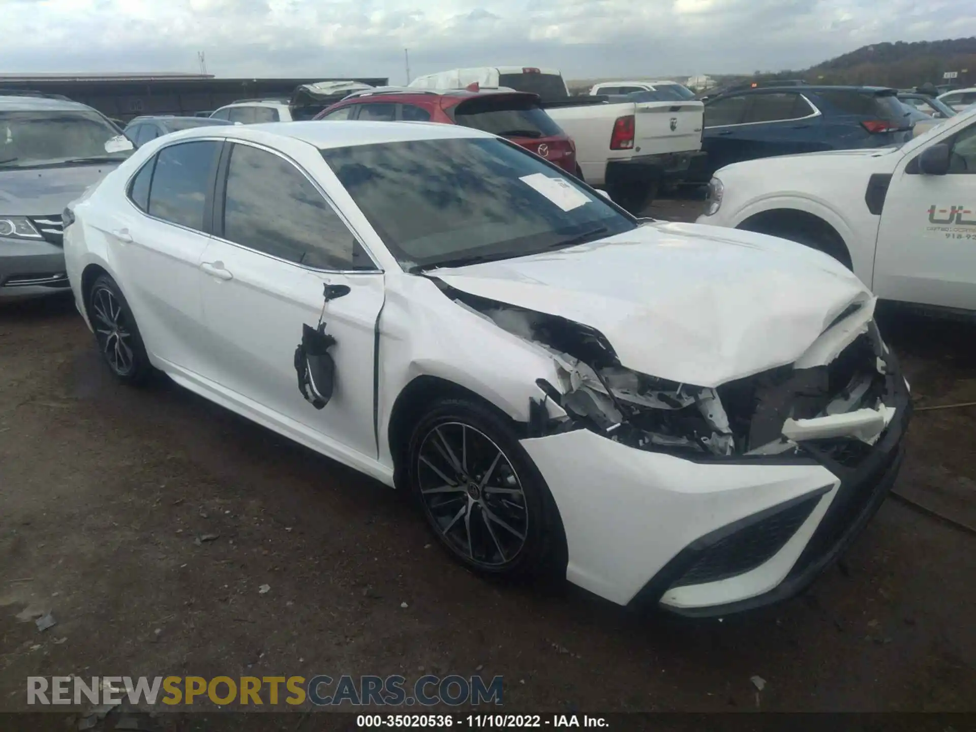 1 Photograph of a damaged car 4T1G11AK2NU714872 TOYOTA CAMRY 2022