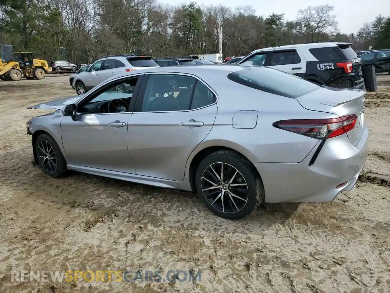 2 fotografías del automóvil dañado 4T1G11AK3NU664225 TOYOTA CAMRY 2022