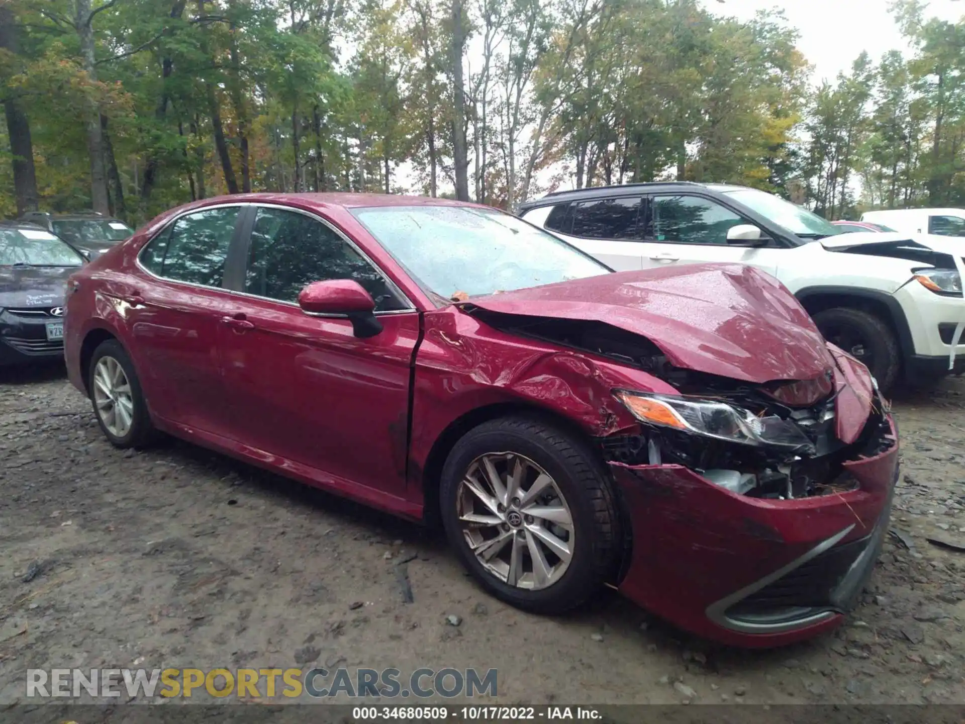 1 Photograph of a damaged car 4T1R11AK4NU687988 TOYOTA CAMRY 2022