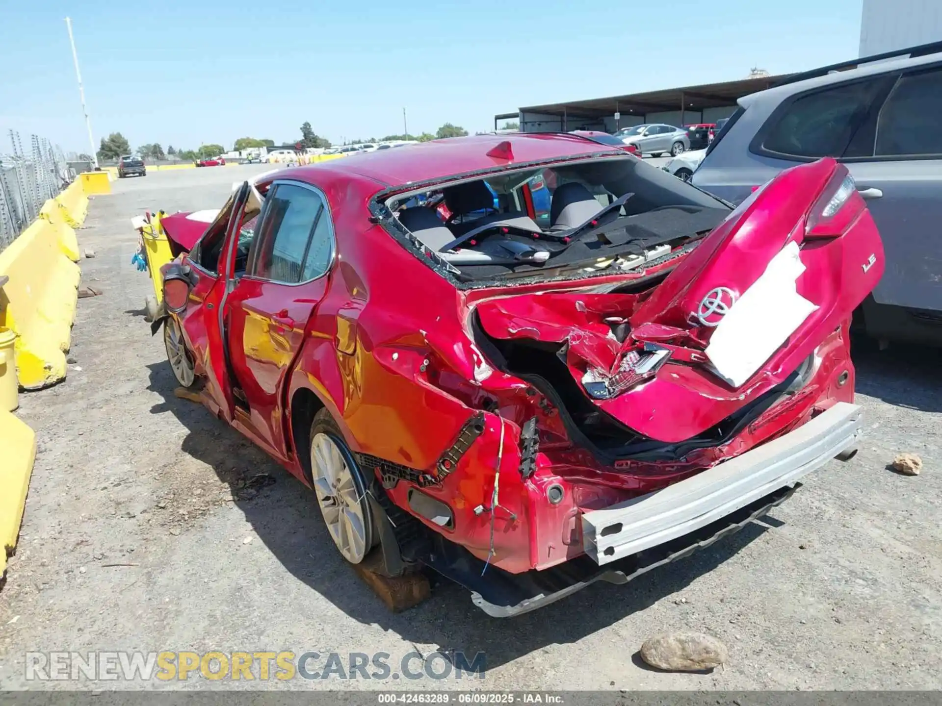 3 fotografías del automóvil dañado 4T1C11AK9PU090909 TOYOTA CAMRY 2023