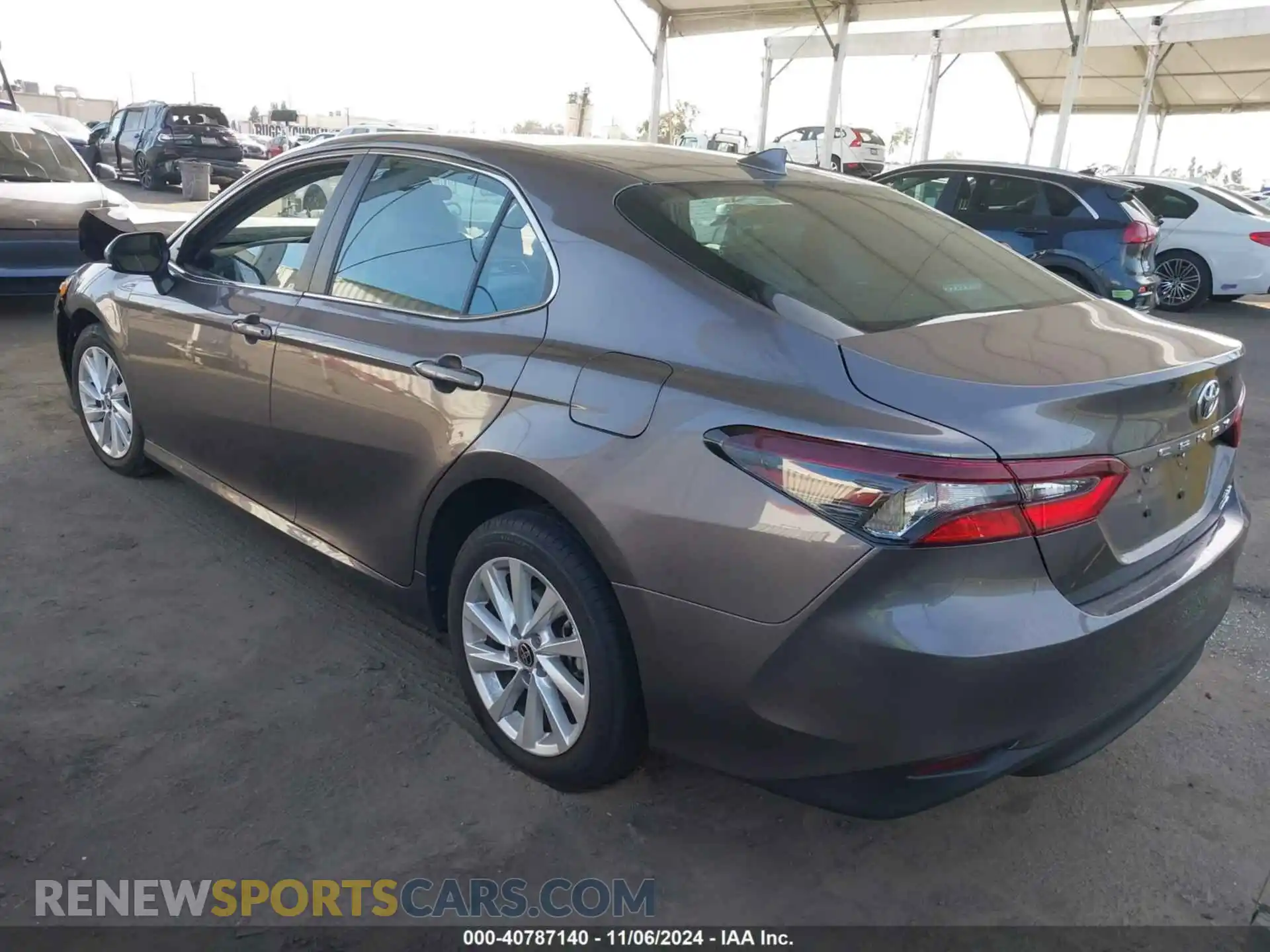 3 fotografías del automóvil dañado 4T1C11BK4PU096552 TOYOTA CAMRY 2023