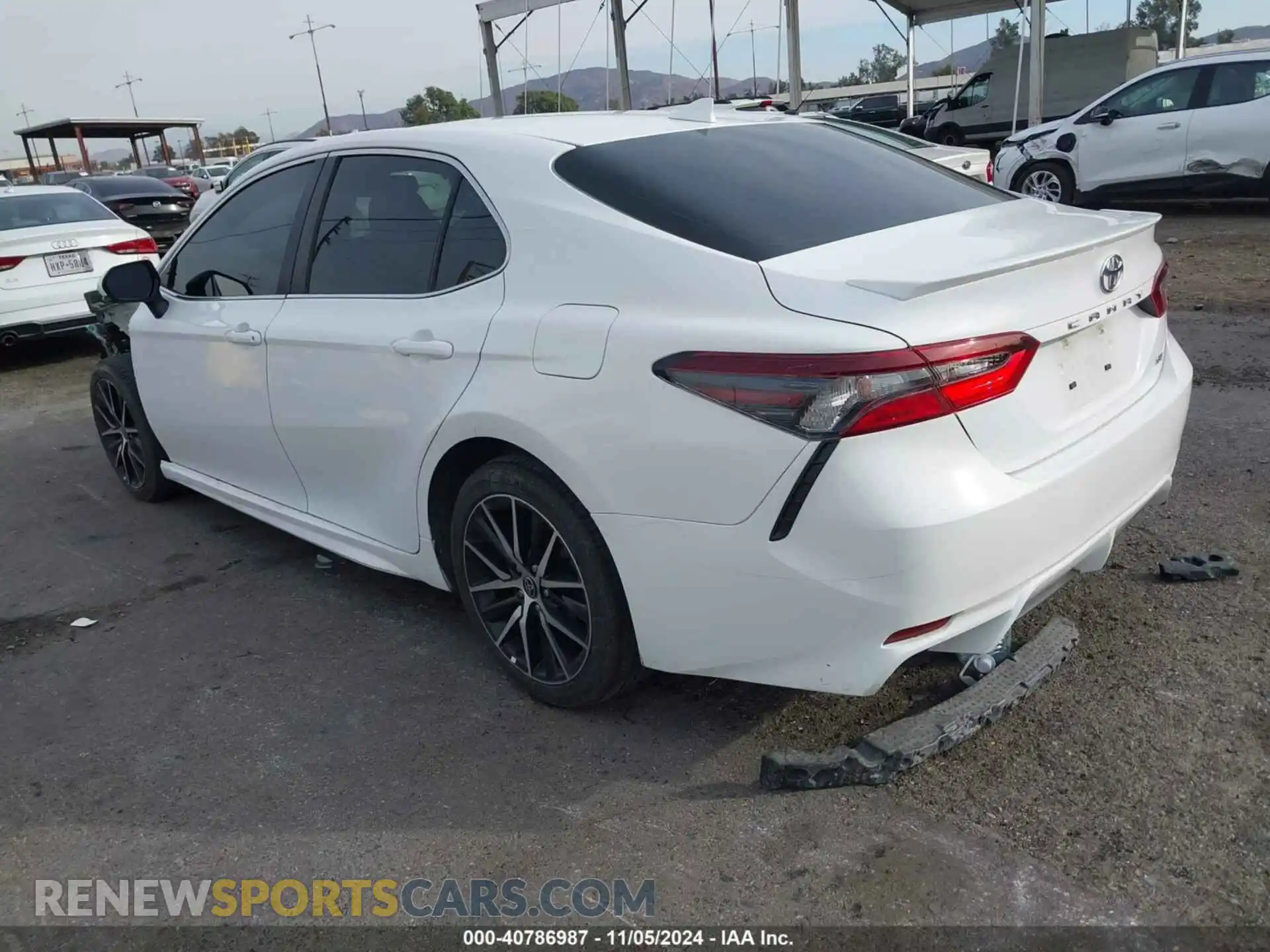 3 fotografías del automóvil dañado 4T1T11AK6PU809971 TOYOTA CAMRY 2023