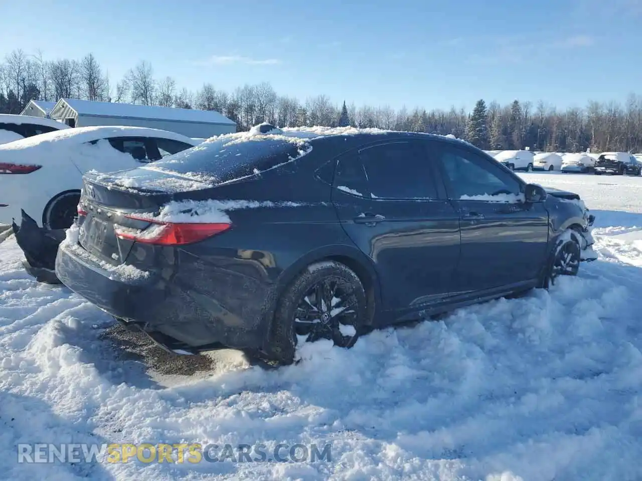 3 fotografías del automóvil dañado 4T1DBADK4SU004251 TOYOTA CAMRY 2025