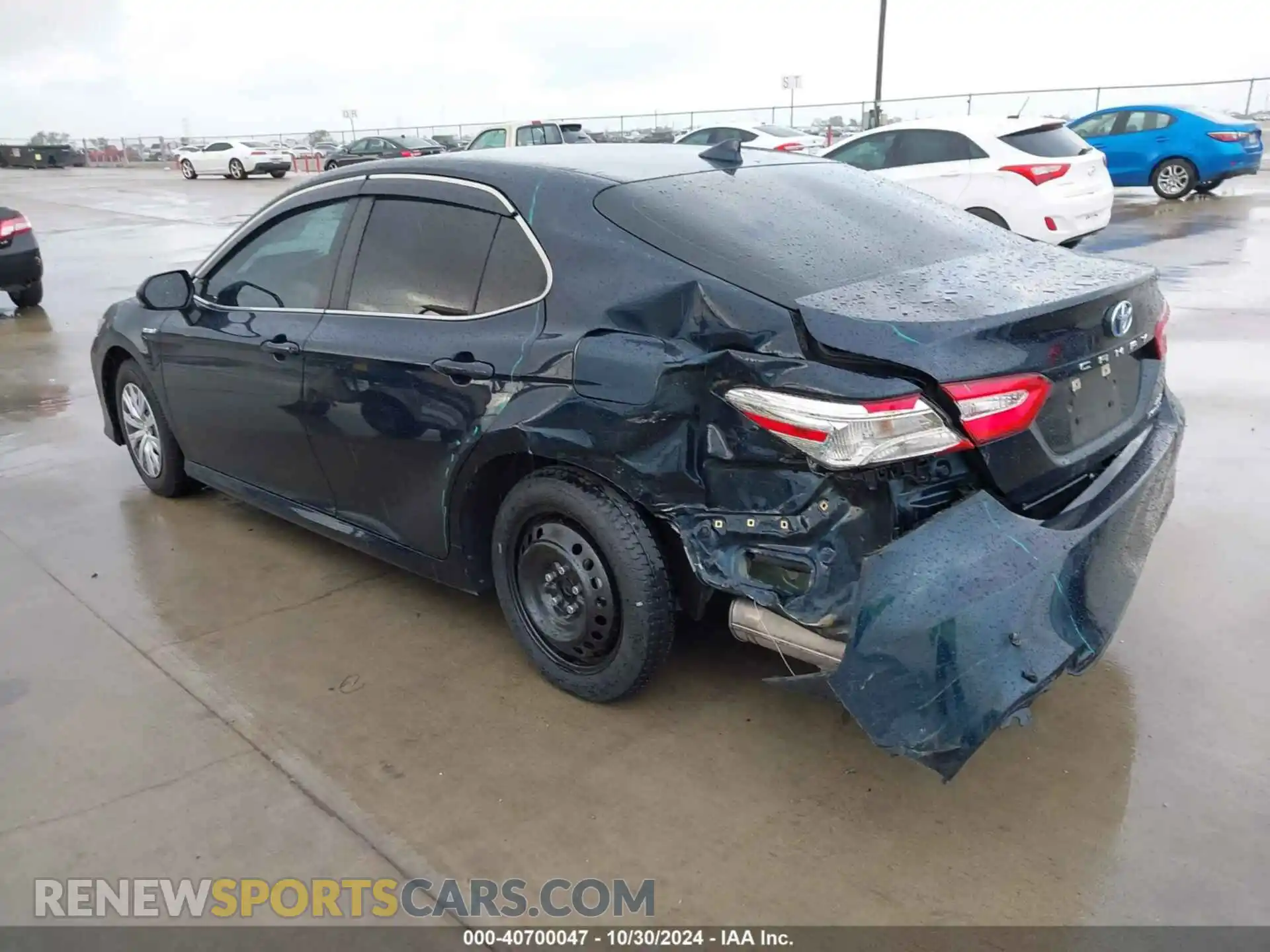 3 fotografías del automóvil dañado 4T1B31HK9KU517817 TOYOTA CAMRY HYBRID 2019