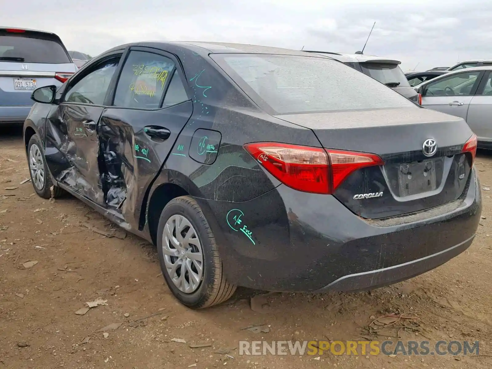 3 Photograph of a damaged car 2T1BURHE0KC135490 TOYOTA COROLLA 2019