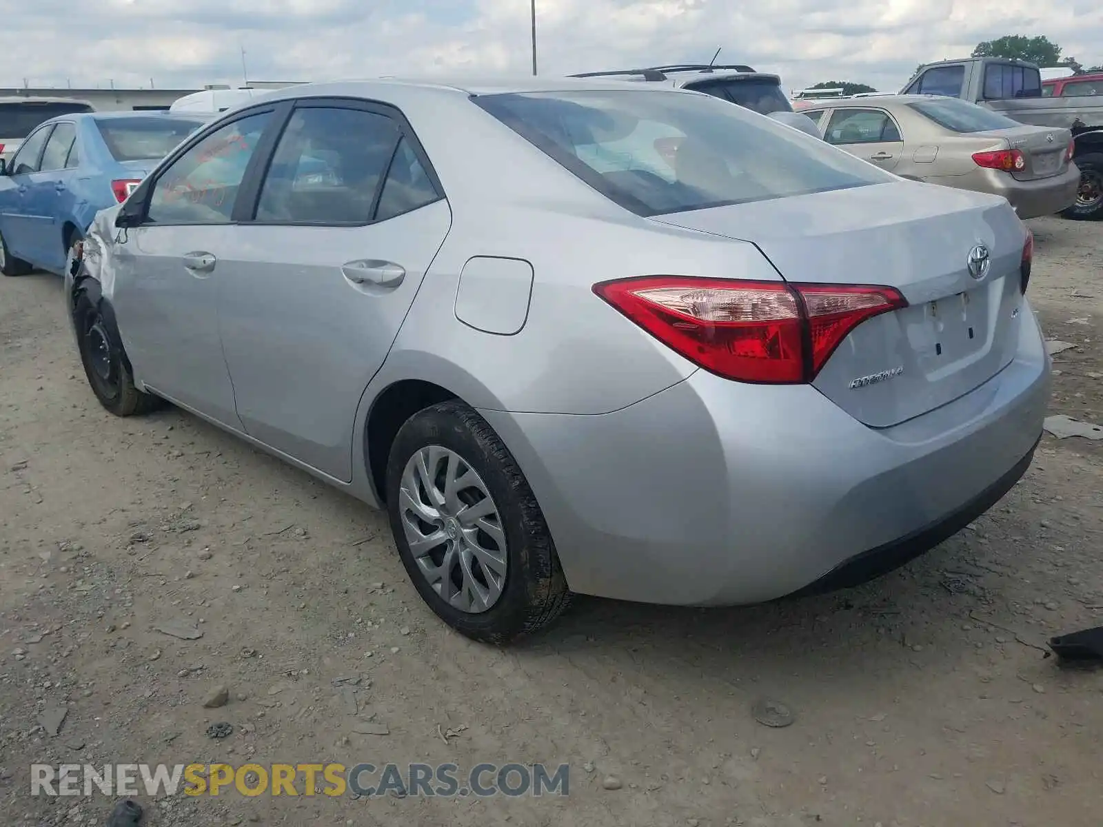 3 Photograph of a damaged car 2T1BURHE0KC152256 TOYOTA COROLLA 2019
