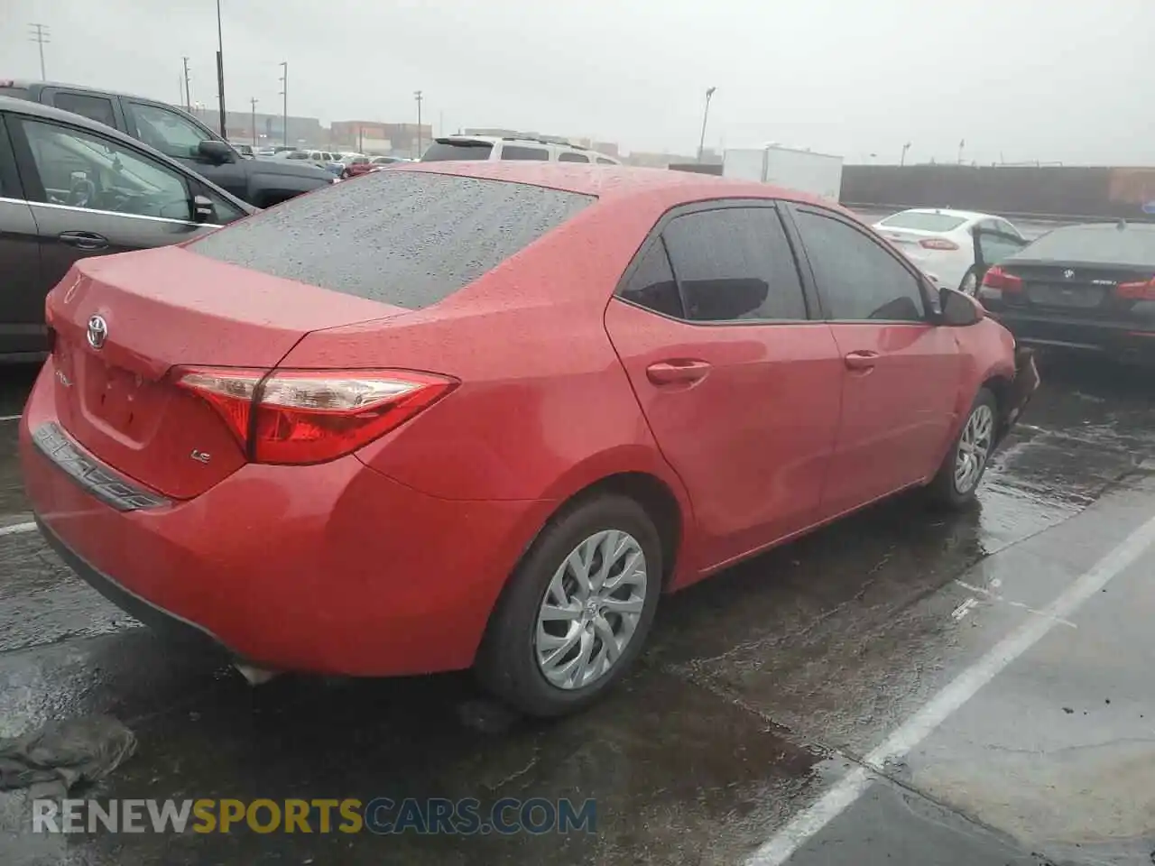 3 Photograph of a damaged car 2T1BURHE0KC153584 TOYOTA COROLLA 2019