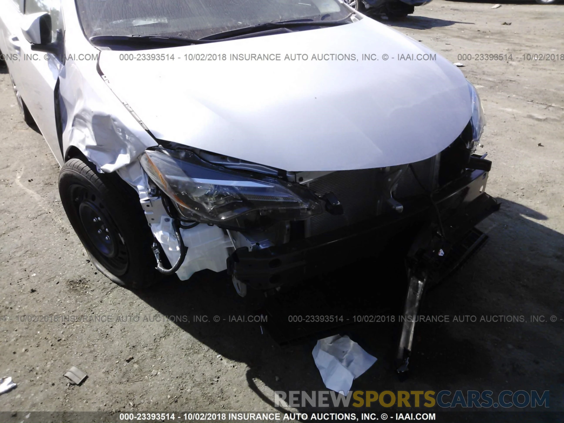 6 Photograph of a damaged car 2T1BURHE0KC153925 Toyota Corolla 2019