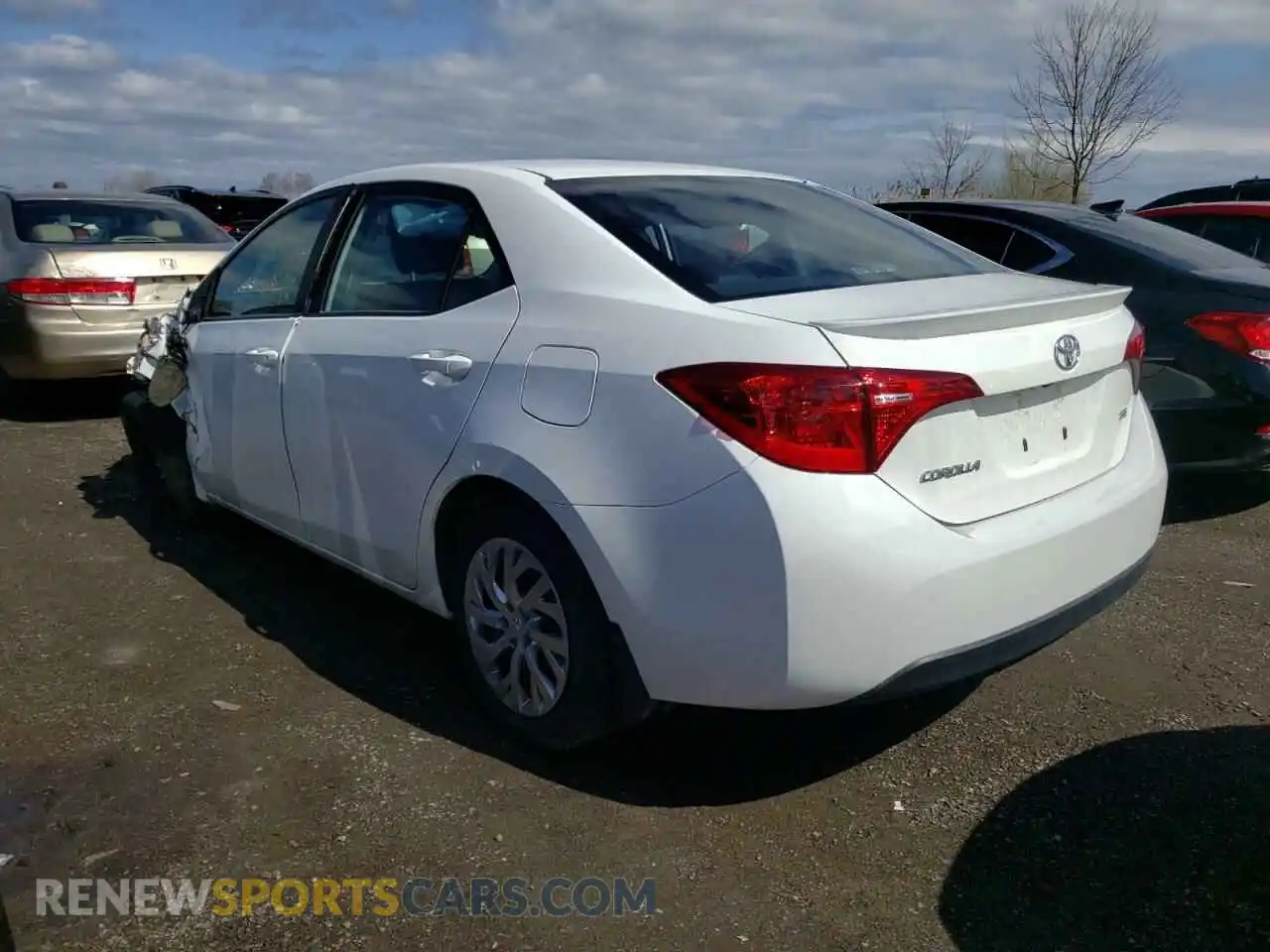 3 Photograph of a damaged car 2T1BURHE0KC159725 TOYOTA COROLLA 2019
